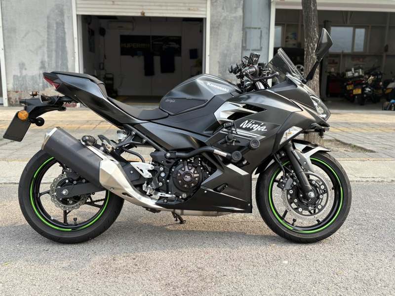 二手川崎Ninja 400