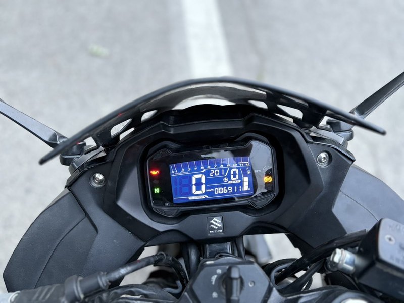 二手豪爵铃木GSX250R