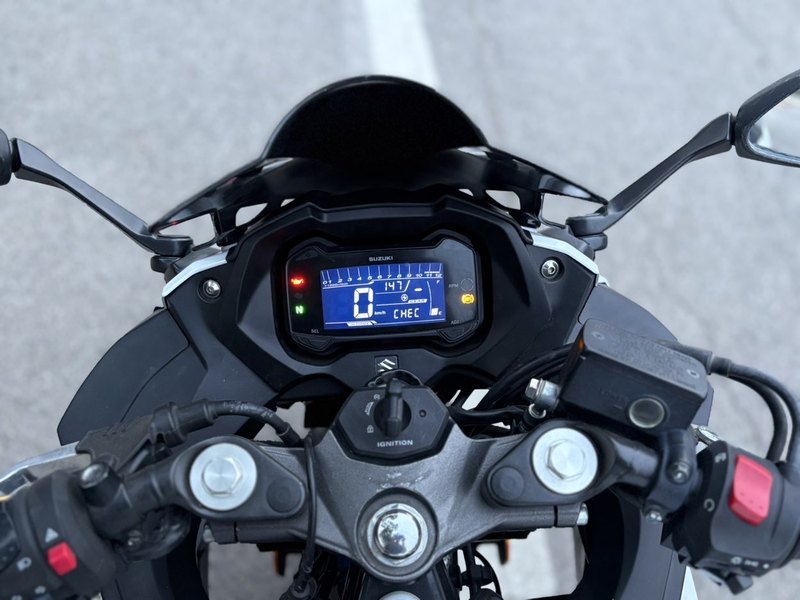 二手豪爵铃木GSX250R