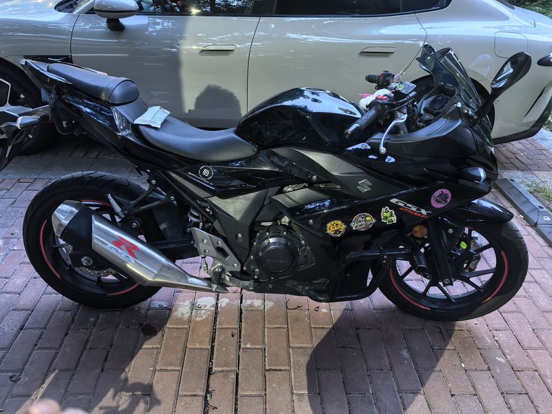 二手豪爵铃木GSX250R