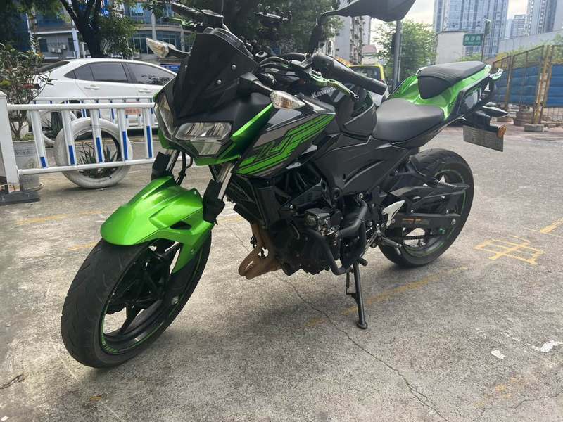 二手川崎Z400