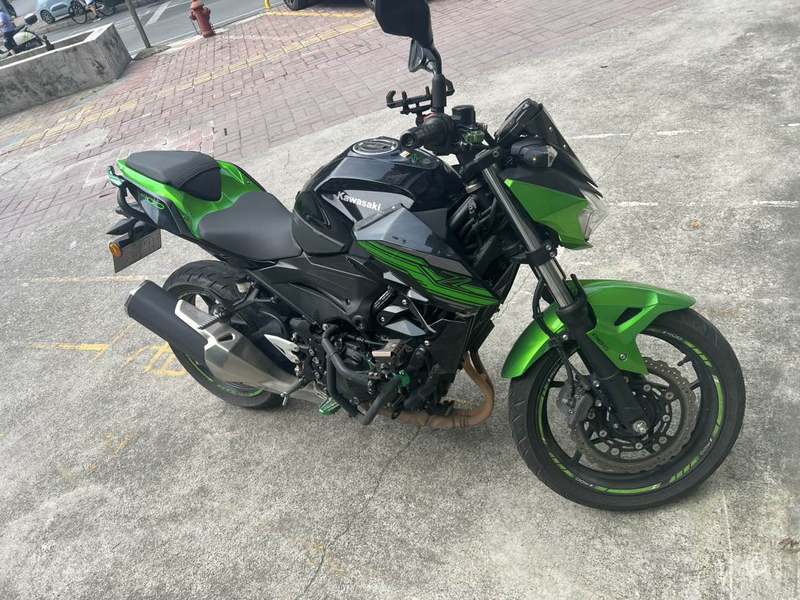 二手川崎Z400