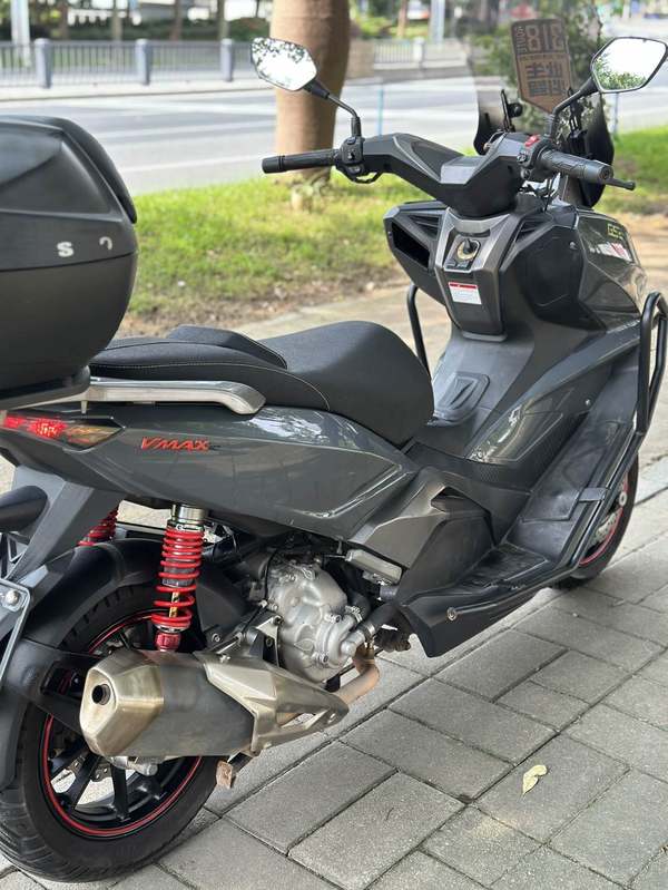二手龙嘉VMAX ie300