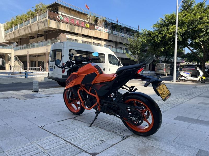 二手KTMR2R390 Duke