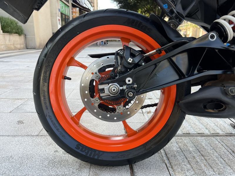 二手KTMR2R390 Duke