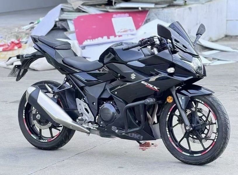 二手豪爵铃木GSX250R