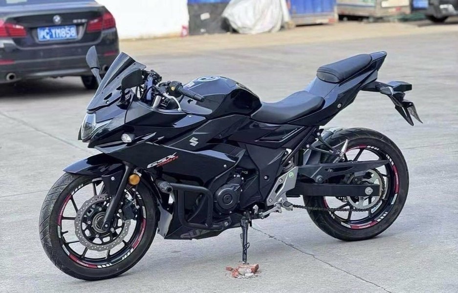 二手豪爵铃木GSX250R
