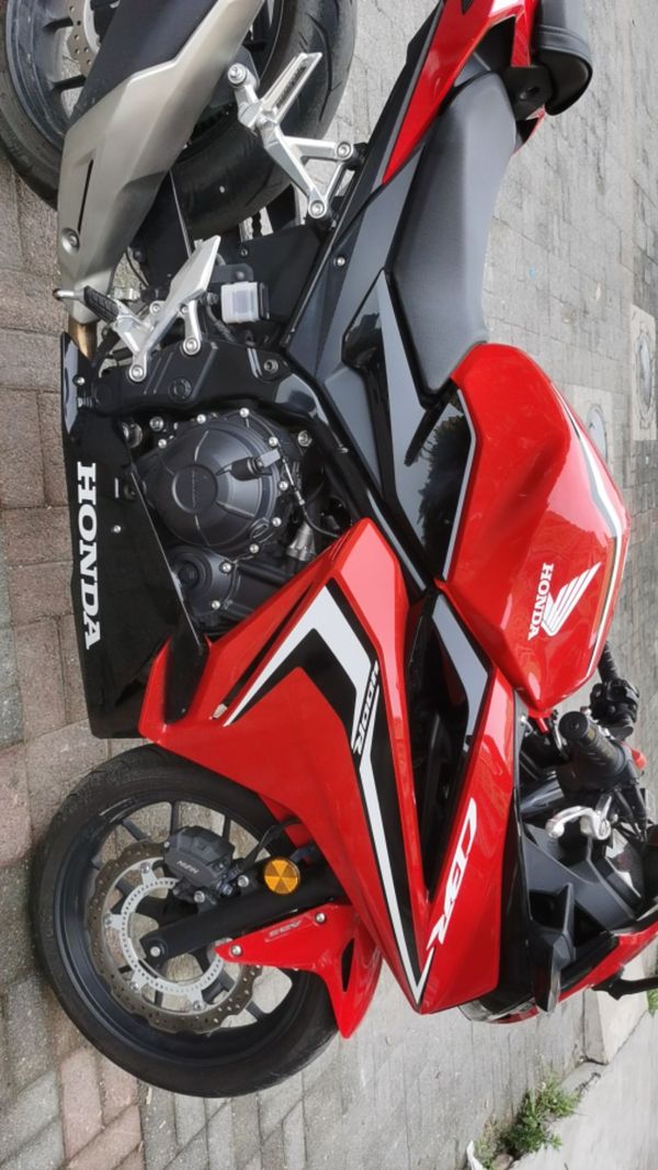 二手本田CBR400R