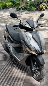 二手五羊本田NX125