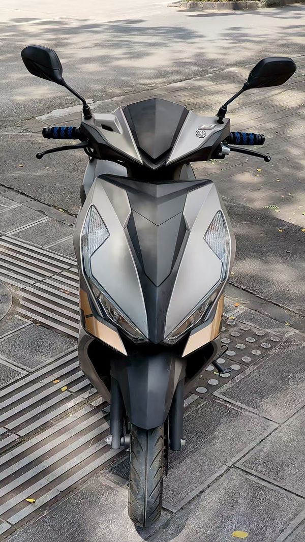 二手五羊本田NX125