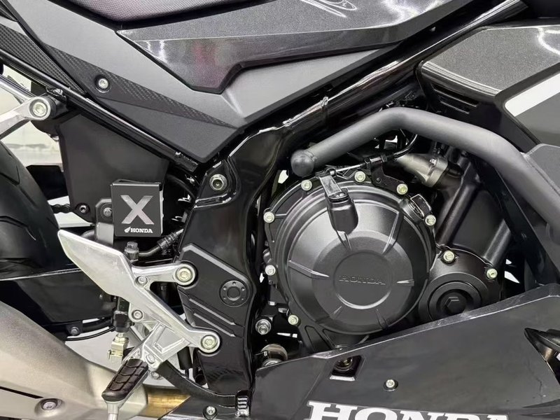 二手本田CBR400R