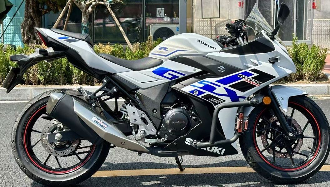 二手豪爵铃木GSX250R