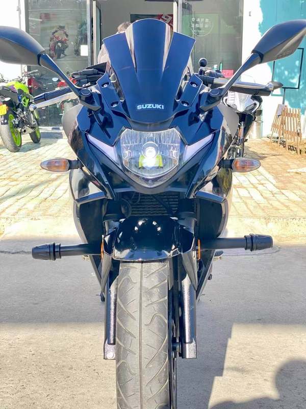 二手豪爵铃木GSX250R