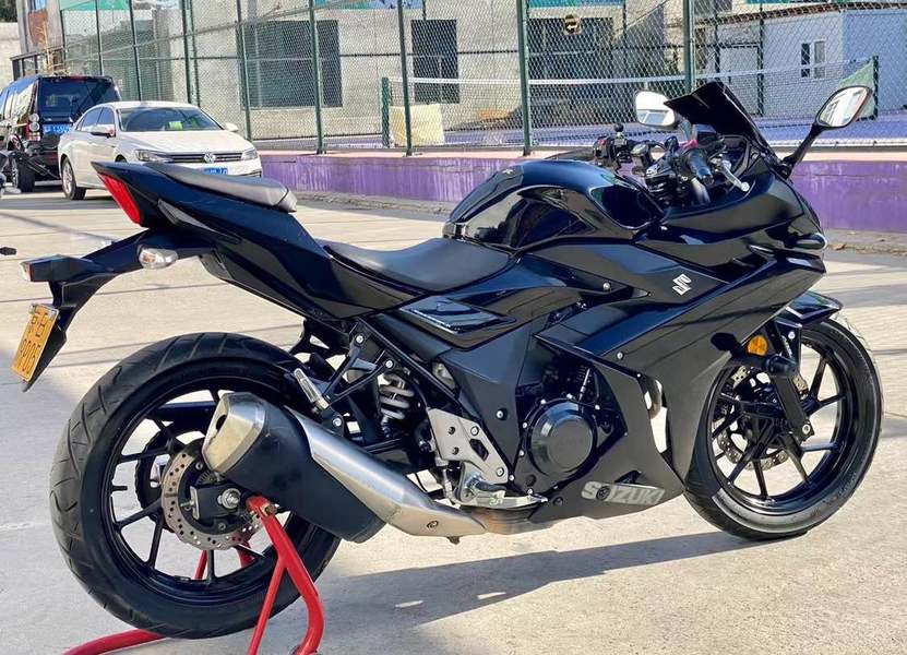 二手豪爵铃木GSX250R