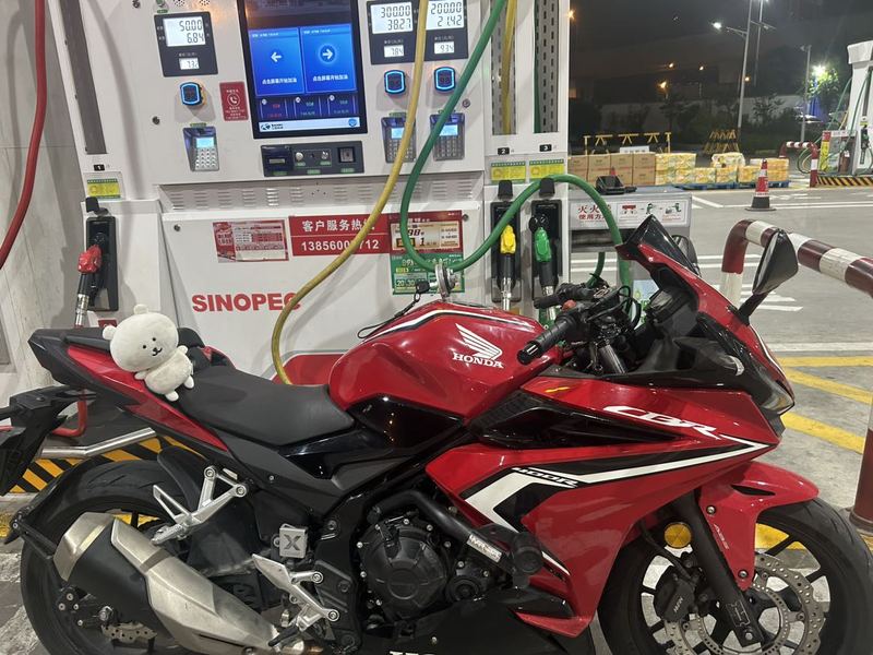 二手本田CBR400R