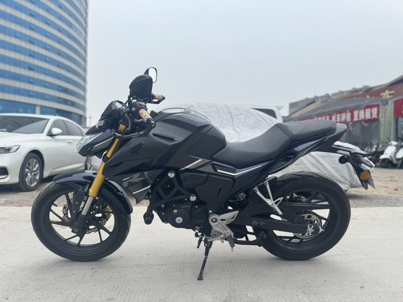 二手五羊本田CB190R 暴锋眼