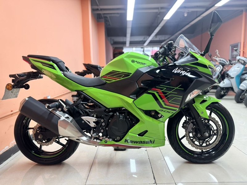 二手川崎Ninja 400