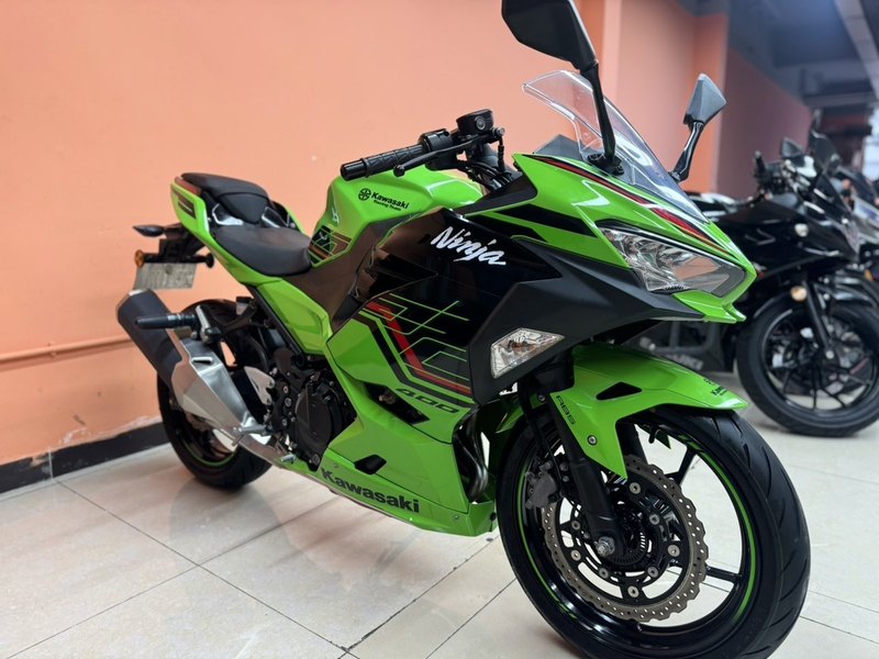 二手川崎Ninja 400