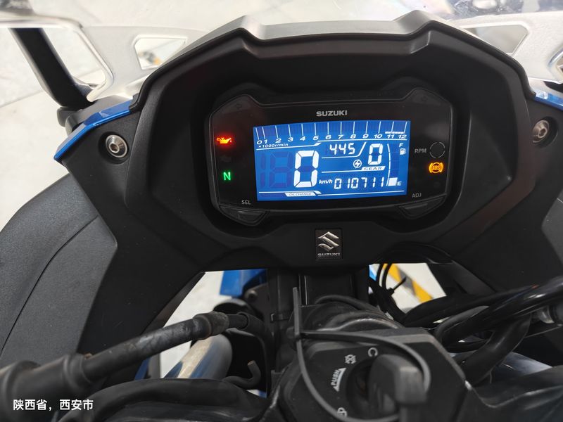 二手豪爵铃木GSX250R