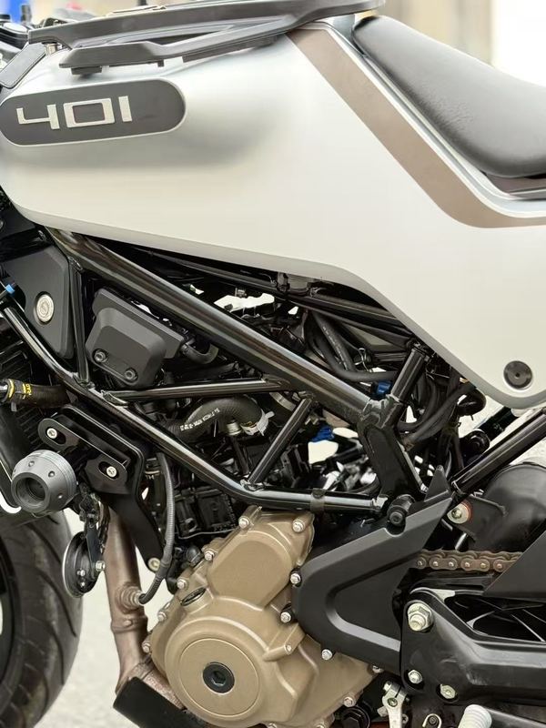 二手HUSQVARNA白箭 401