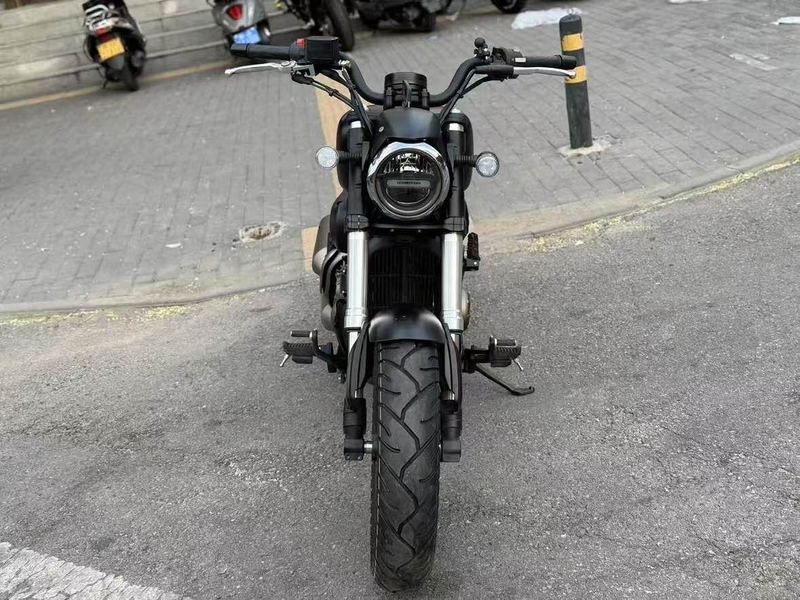 二手QJMOTOR闪300
