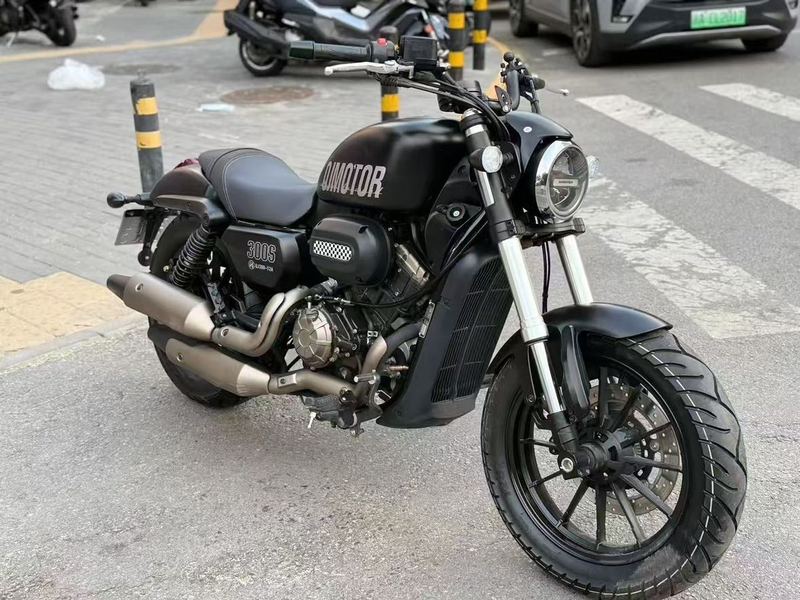二手QJMOTOR闪300