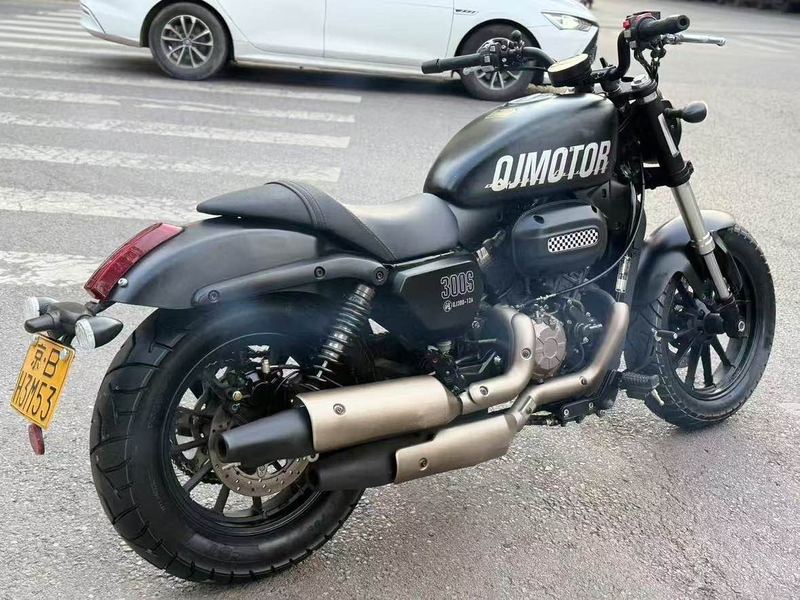 二手QJMOTOR闪300