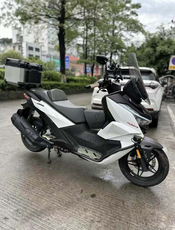 二手无极SR250GT