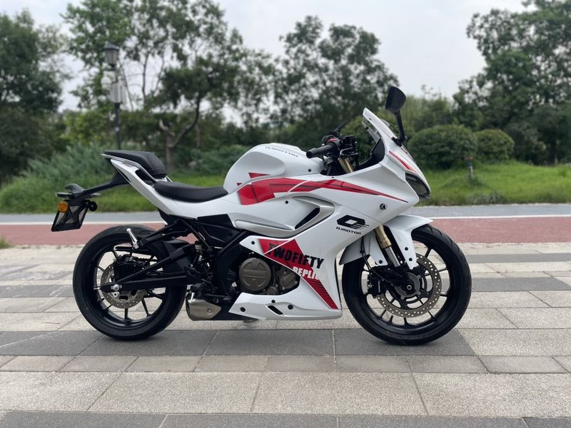二手QJMOTOR赛250