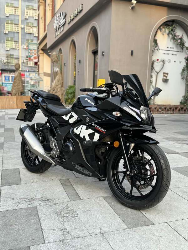 二手豪爵铃木GSX250R