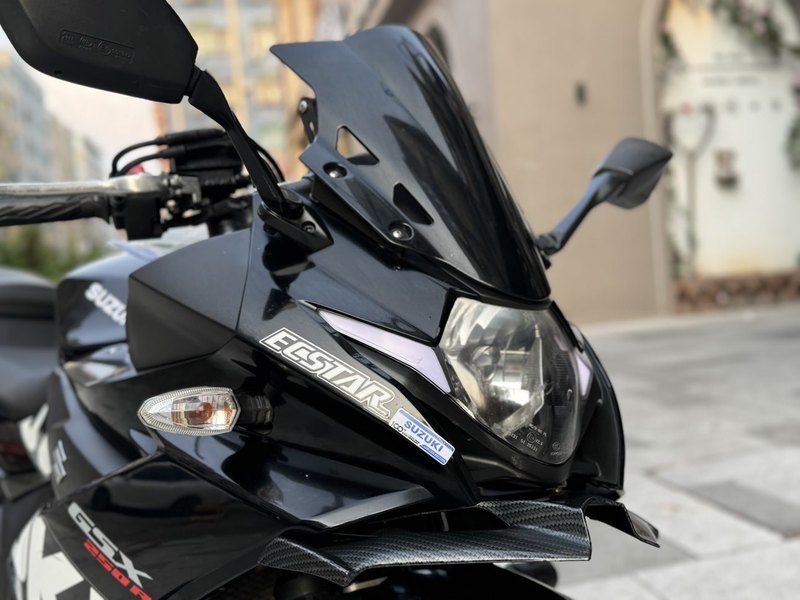 二手豪爵铃木GSX250R