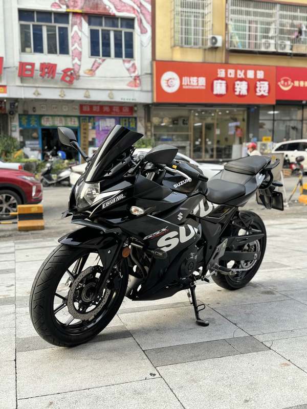 二手豪爵铃木GSX250R