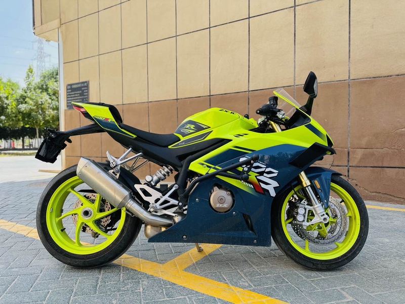 二手张雪机车500RR