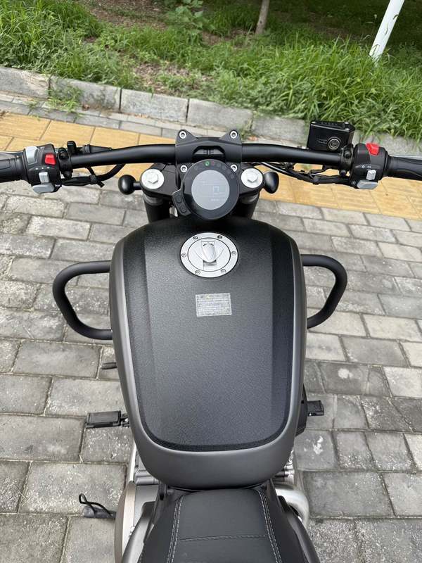 二手奔达Rock300 灰石