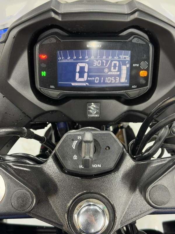 二手豪爵铃木GSX250R
