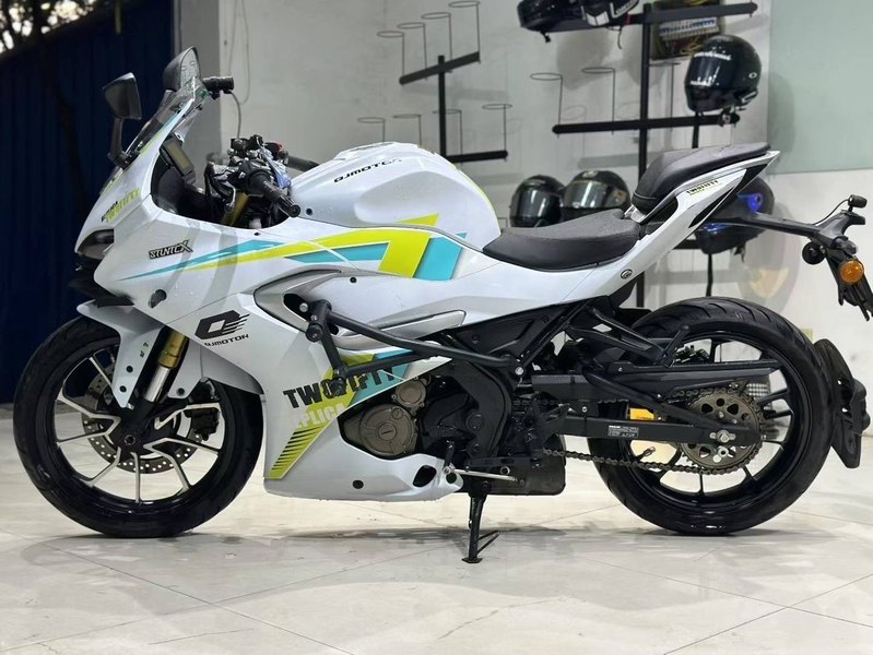 二手QJMOTOR赛250