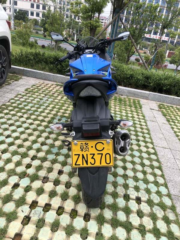 二手济南铃木极客飒 Gixxer 155