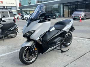 二手雅马哈TMAX