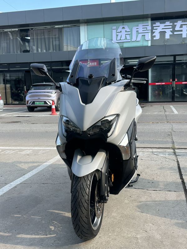 二手雅马哈TMAX