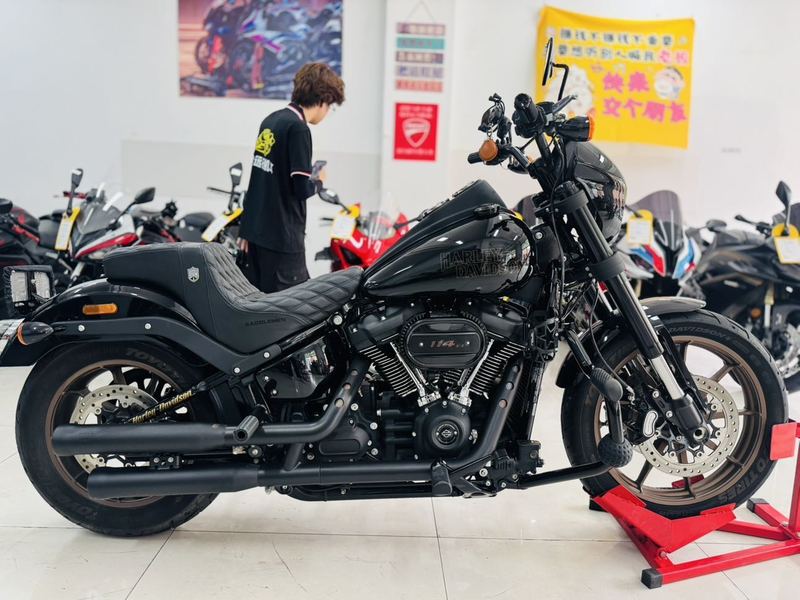 二手哈雷戴维森路威 Low Rider S