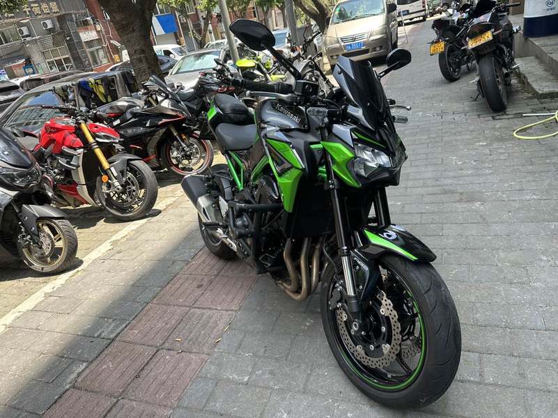 二手川崎Z900