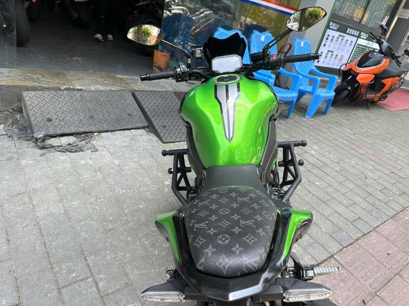 二手川崎Z900