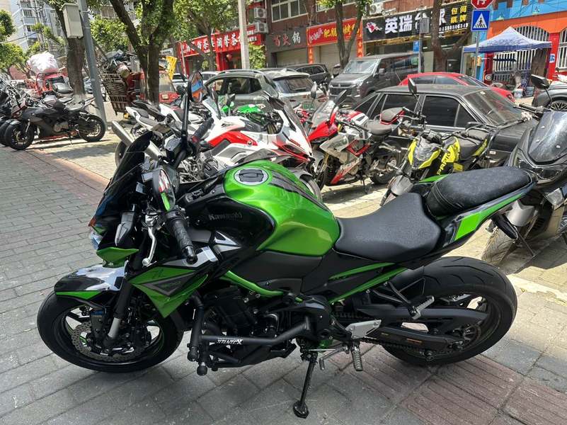 二手川崎Z900