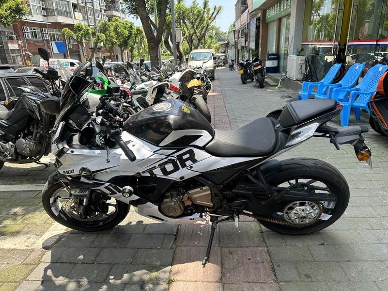 二手QJMOTOR赛400