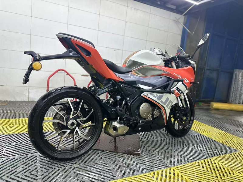 二手QJMOTOR赛250
