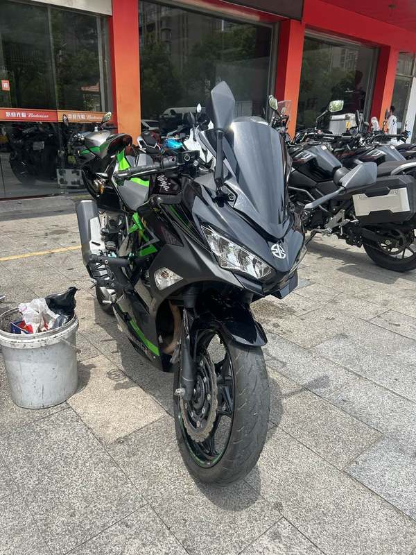 二手川崎Ninja 400