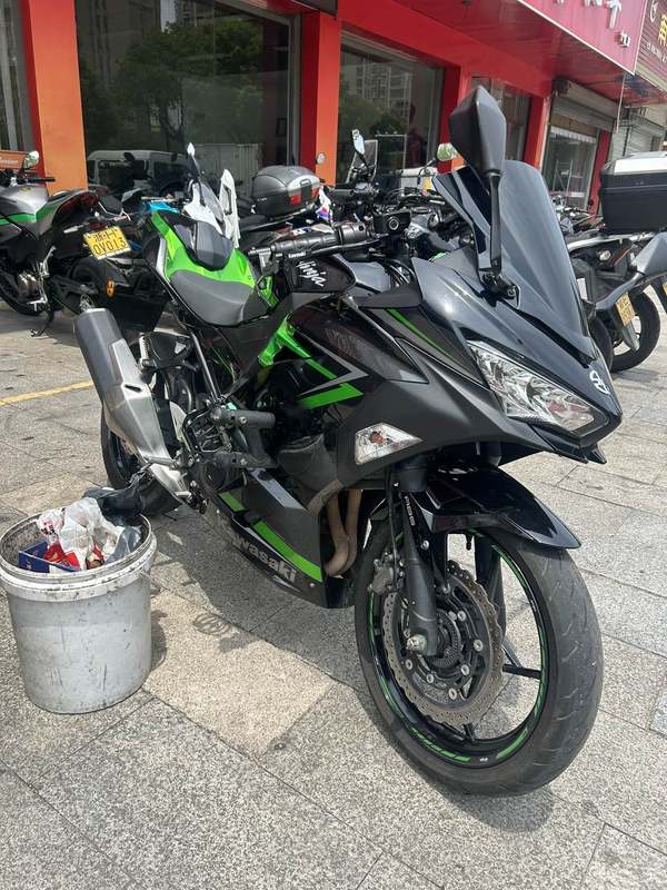 二手川崎Ninja 400