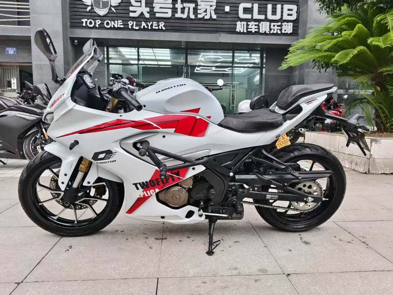 二手QJMOTOR赛250