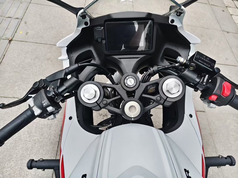 二手QJMOTOR赛250