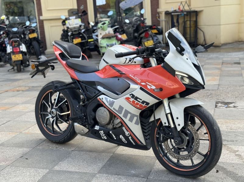 二手QJMOTOR赛250
